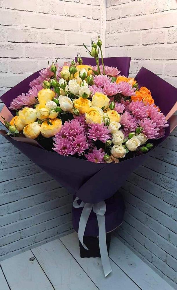Букет цветов из: Хризантемы и Розы в Варгаши