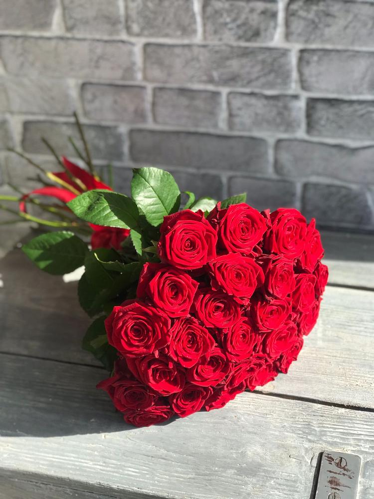 Букет Красные розы Фридом в Варгаши