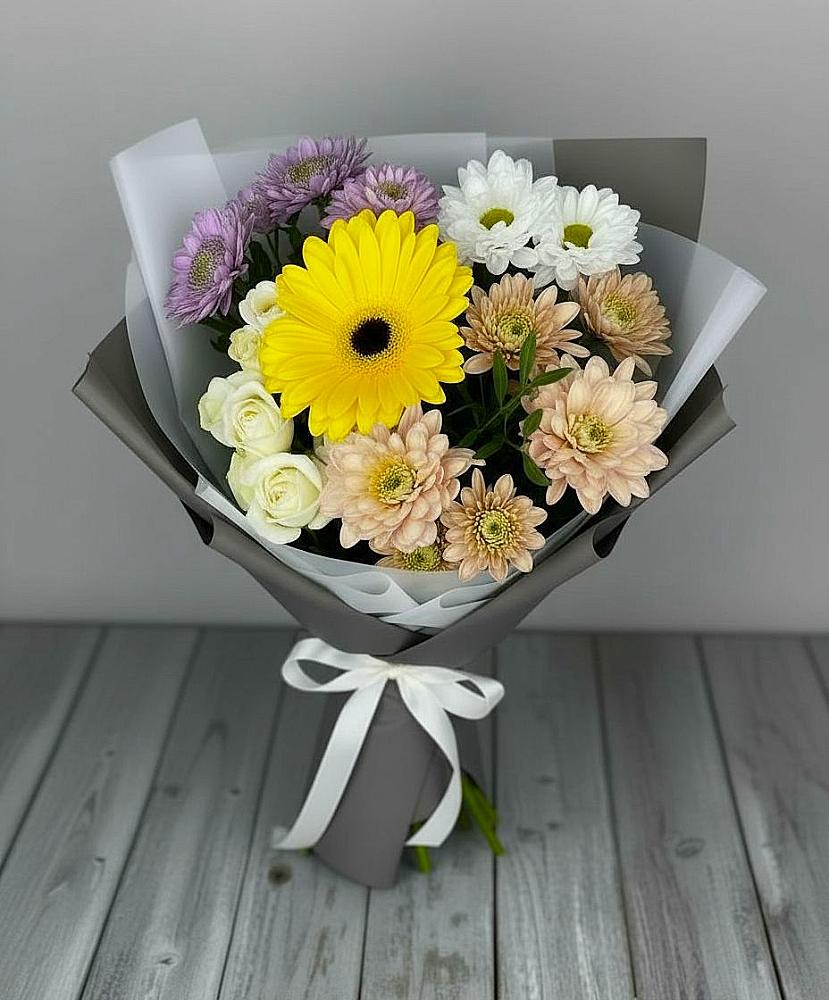 Букет цветов из: Розы, Герберы и Хризантемы в Варгаши