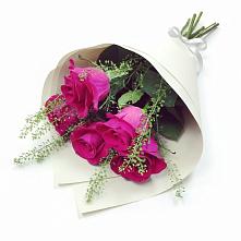 Букет цветов из:  Розы в Варгаши