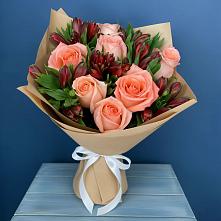 Букет цветов из:  Розы и Альстромерии в Варгаши
