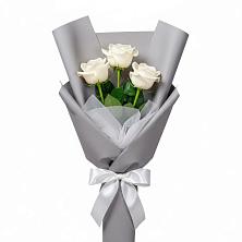 Букет 3 белые розы в Варгаши