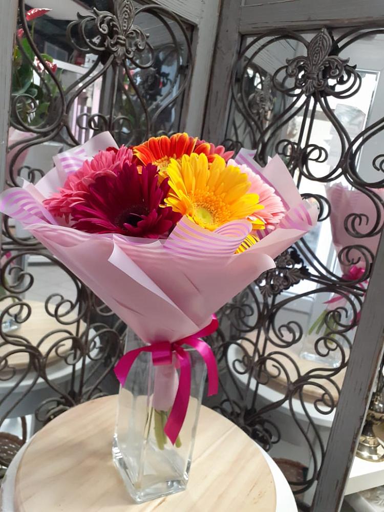 Букет цветов из: Герберы в Варгаши