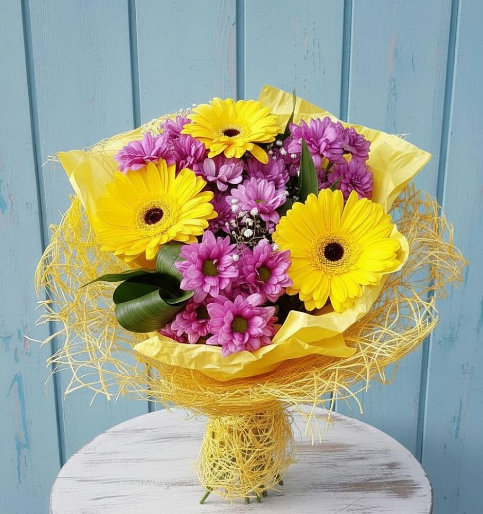 Букет цветов из: Хризантемы и Герберы в Варгаши