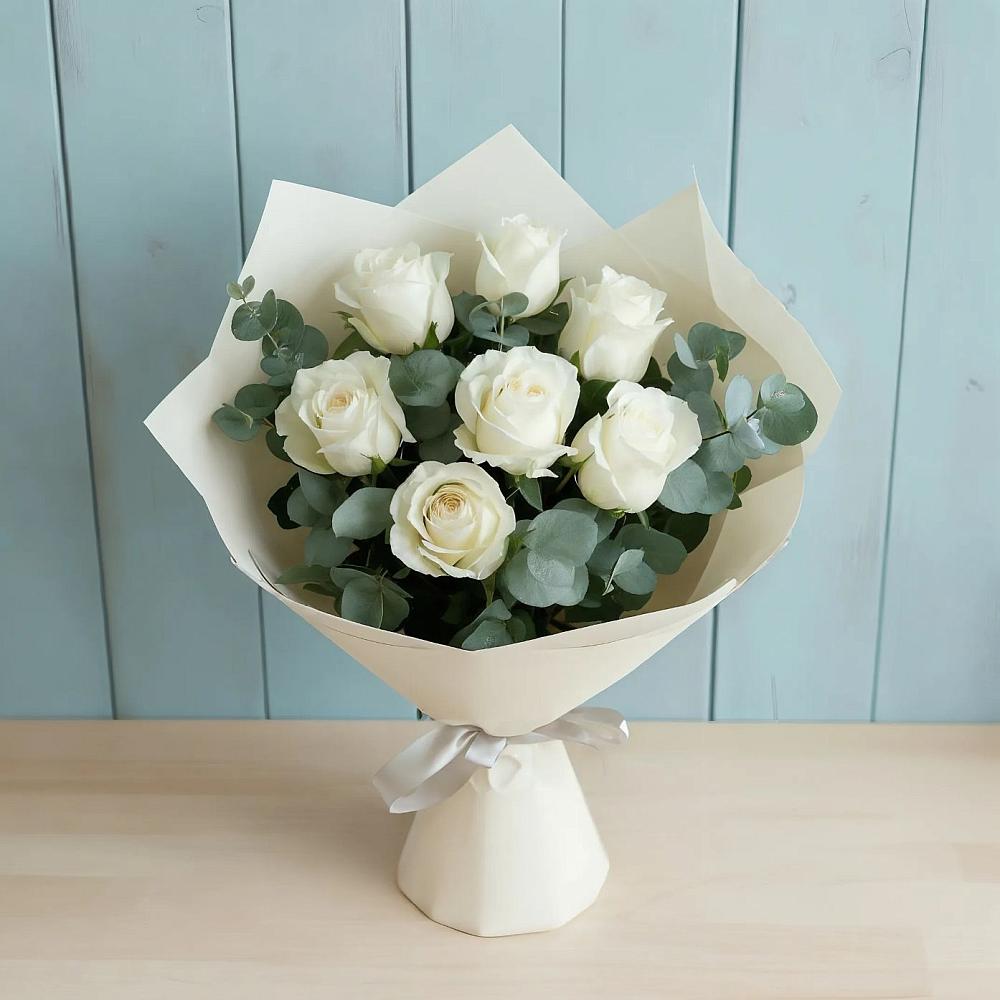 Букет Белые розы в Эвкалипте в Варгаши