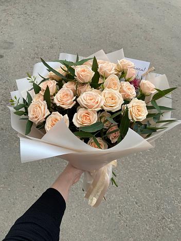 Букет Кремовые розы Латте в Варгаши