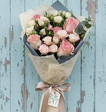 Букет цветов из:  Розы в Варгаши