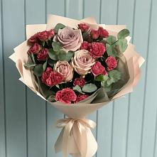 Букет цветов из:  Гвоздики и Розы #REPLACE_PRED# Варгаши