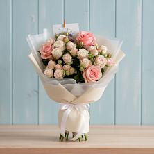 Букет цветов из:  Розы в Варгаши