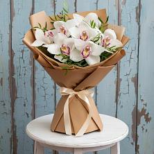 Букет цветов из:  Орхидеи и Розы в Варгаши